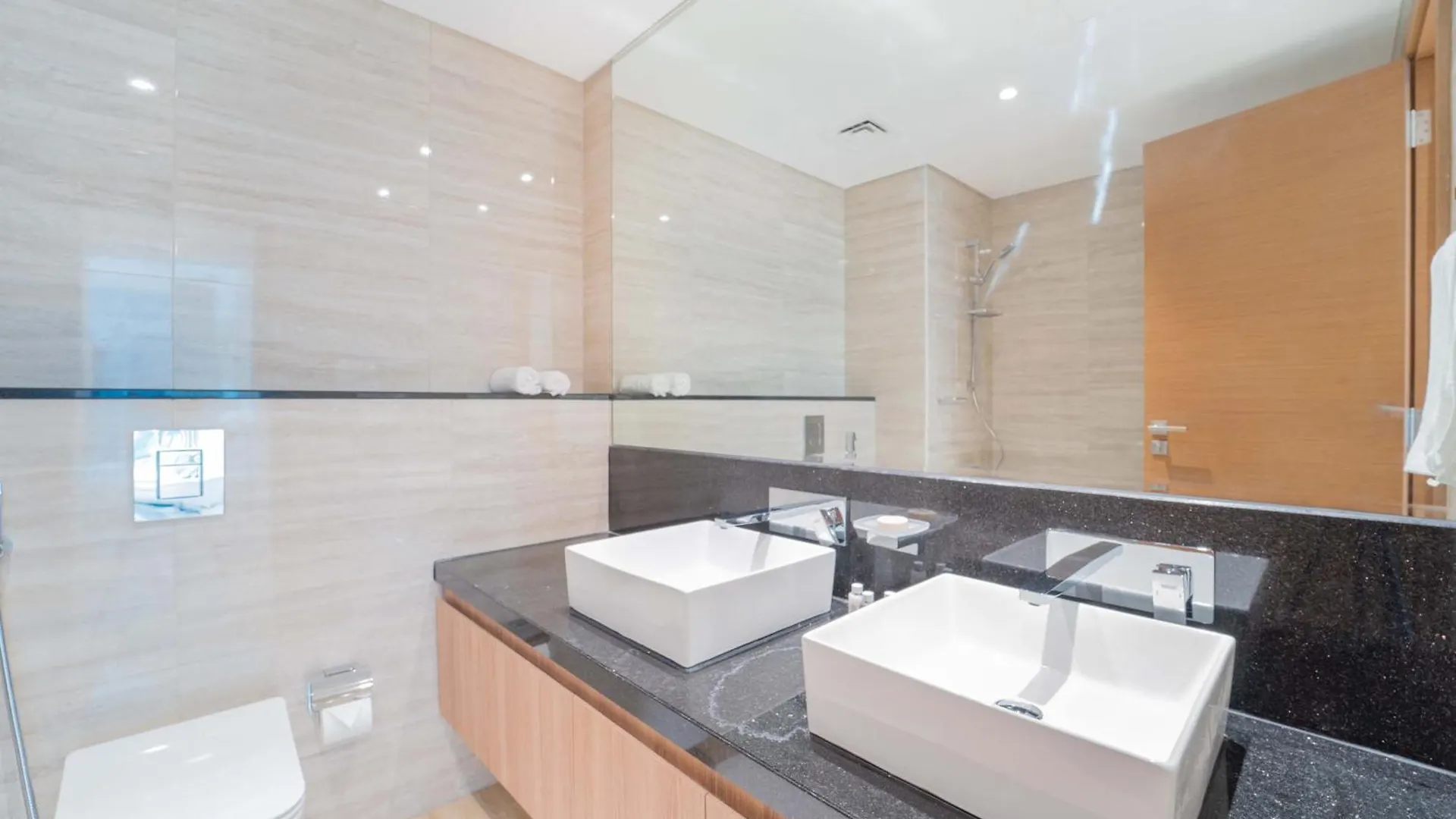 Fabulous Missoni Designer Building, 3 Bedroom Plus Maid Dubaï
